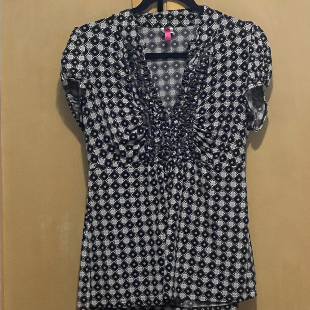 SHEIN Black and White Geometric Blouse
